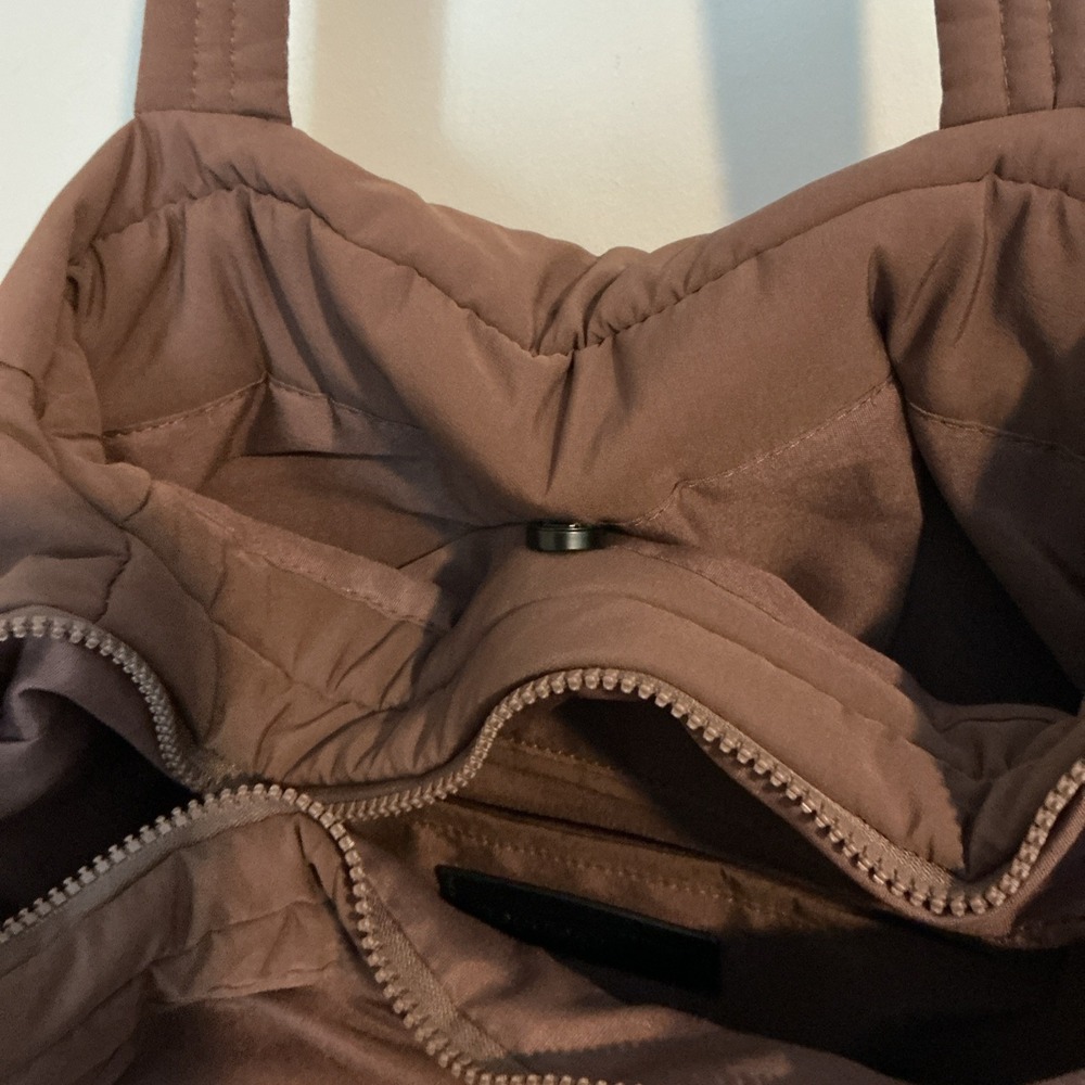 Free People Movement Camel Gym Bag / Tote with Removeable Shoulder Strap - Picture 10 of 15
